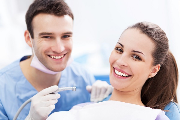 Family Dentist Treatments For A Chipped Tooth